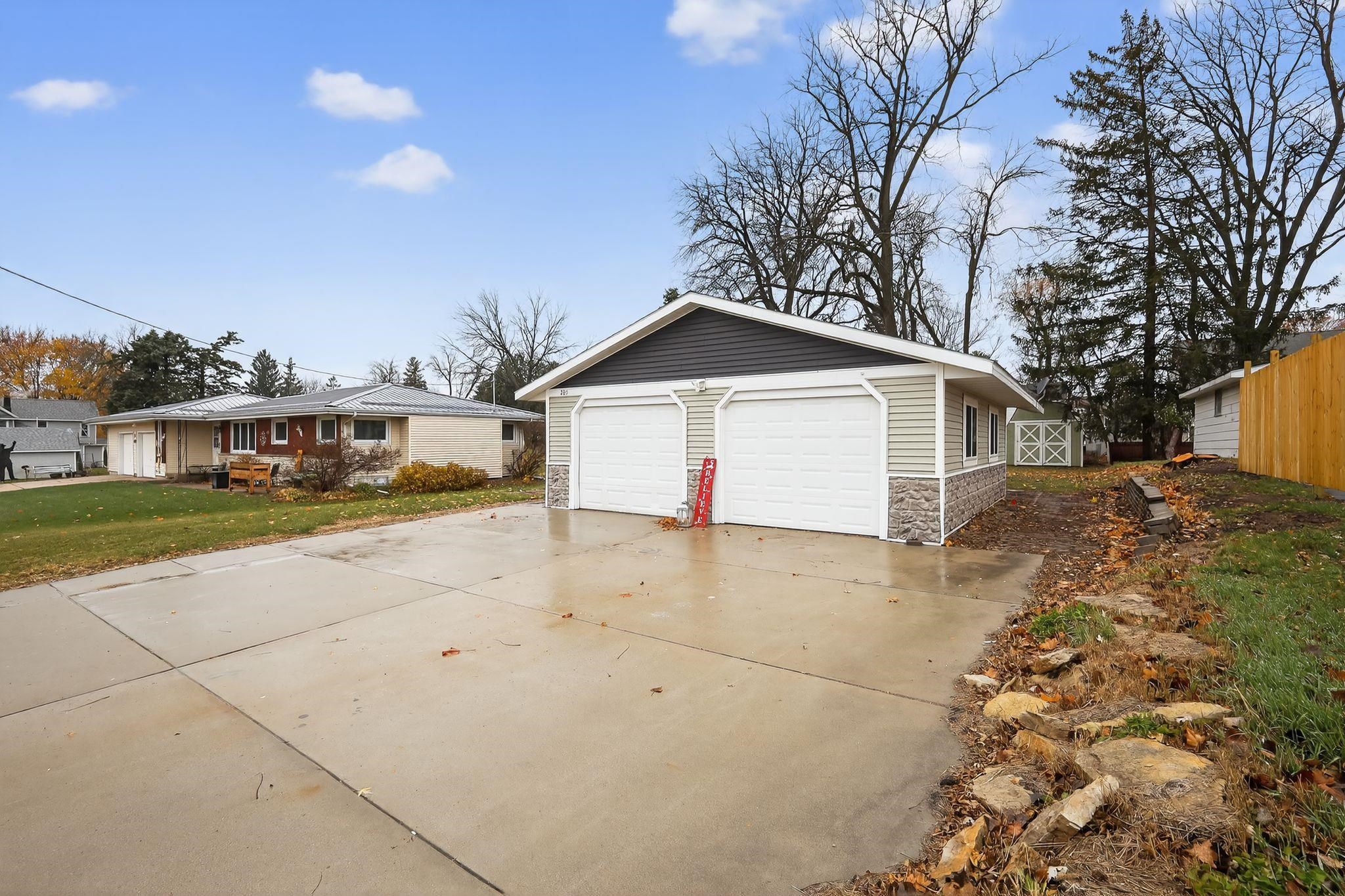 205 Ann Street Fox Lake, WI 53933 - Photo 27 of 32
