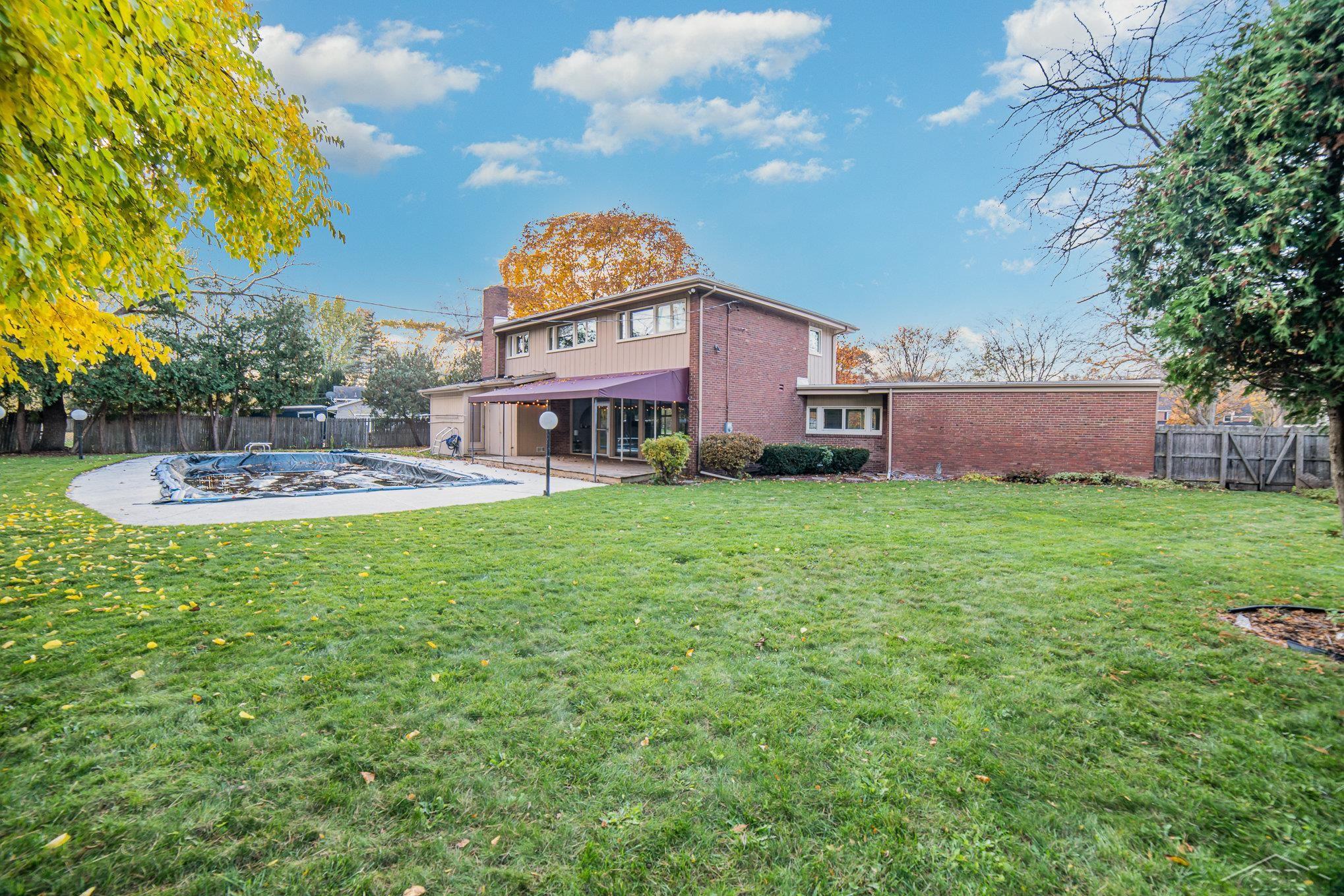 63 Benton Road Saginaw, MI 48602 - Photo 33 of 39 50126640-32.JPG