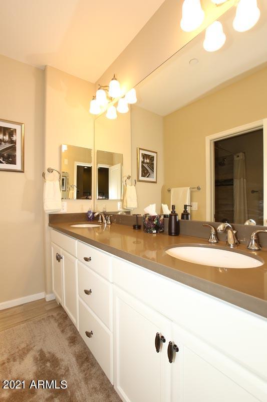 3935 East Rough Rider Road, Unit 1373 Phoenix, AZ 85050 - Photo 11 of 50 Guest Bath