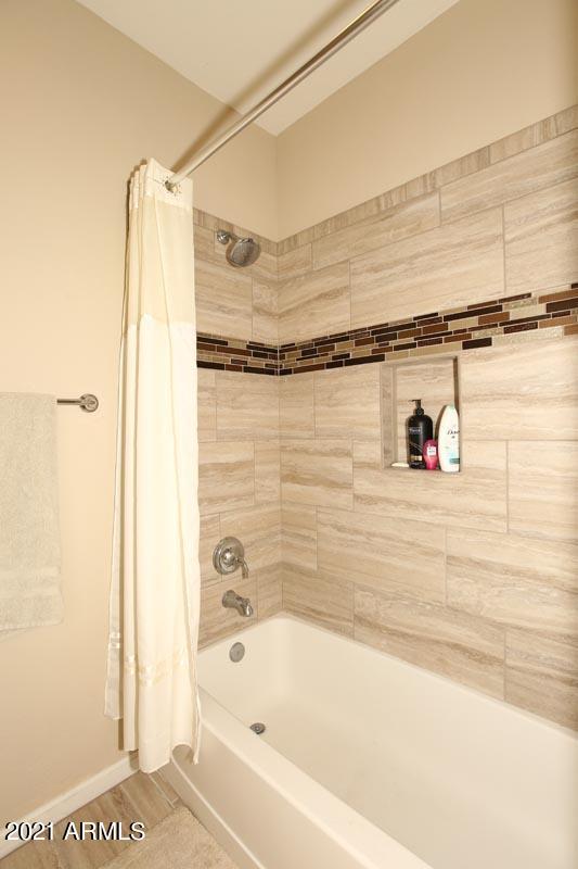 3935 East Rough Rider Road, Unit 1373 Phoenix, AZ 85050 - Photo 12 of 50 Guest Bath-Tub