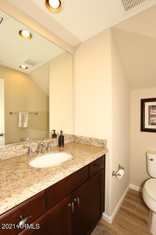 3935 East Rough Rider Road, Unit 1373 Phoenix, AZ 85050 - Photo 14 of 50 Powder Room