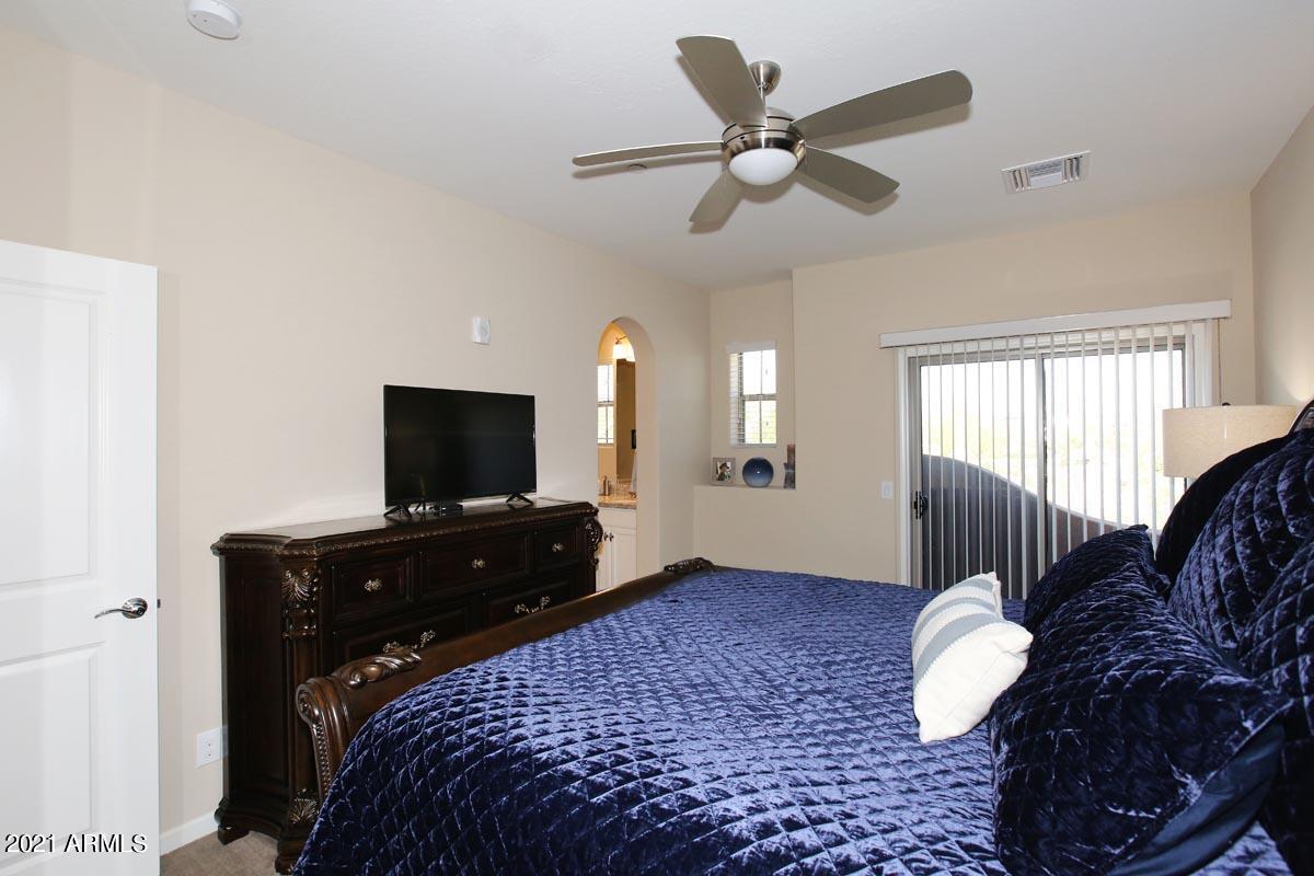 3935 East Rough Rider Road, Unit 1373 Phoenix, AZ 85050 - Photo 20 of 50 Master Bedroom-Bath