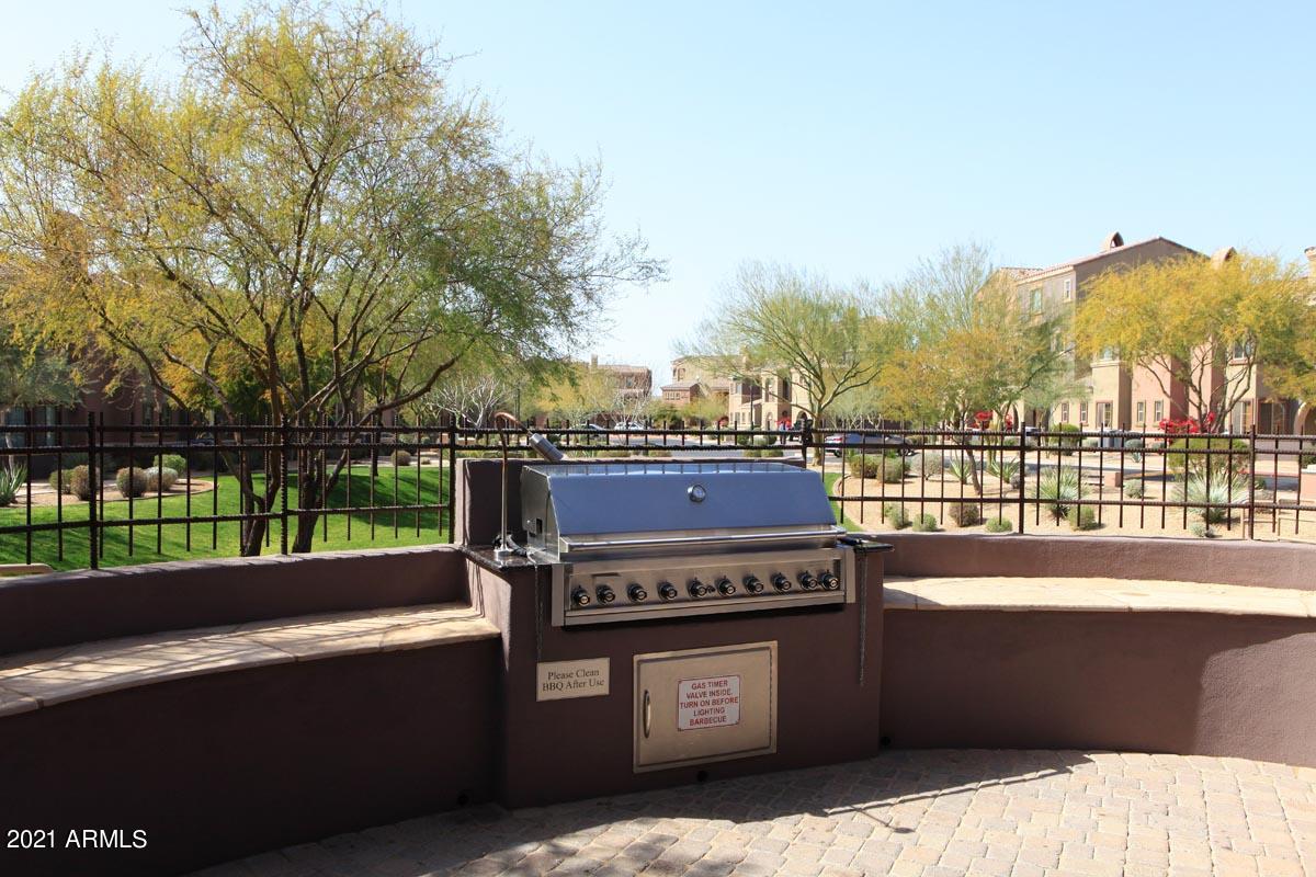 3935 East Rough Rider Road, Unit 1373 Phoenix, AZ 85050 - Photo 31 of 50 The Villages Aviano-Community-BBQ Grill