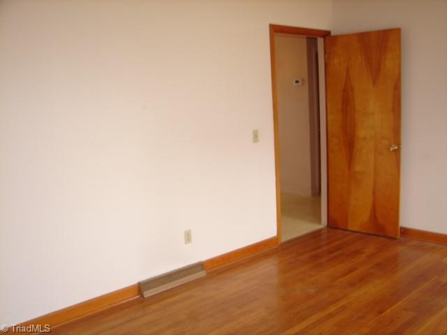 5302 Ridge Road Seagrove, NC 27341 - Photo 15 of 50 Gallery Image 15