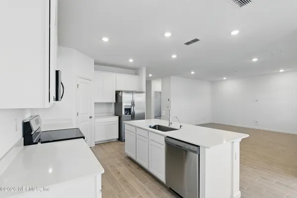 $2,450 | 9023 Whinny Way, Jacksonville, FL 32219