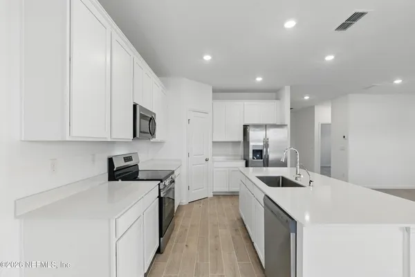 $2,450 | 9023 Whinny Way, Jacksonville, FL 32219