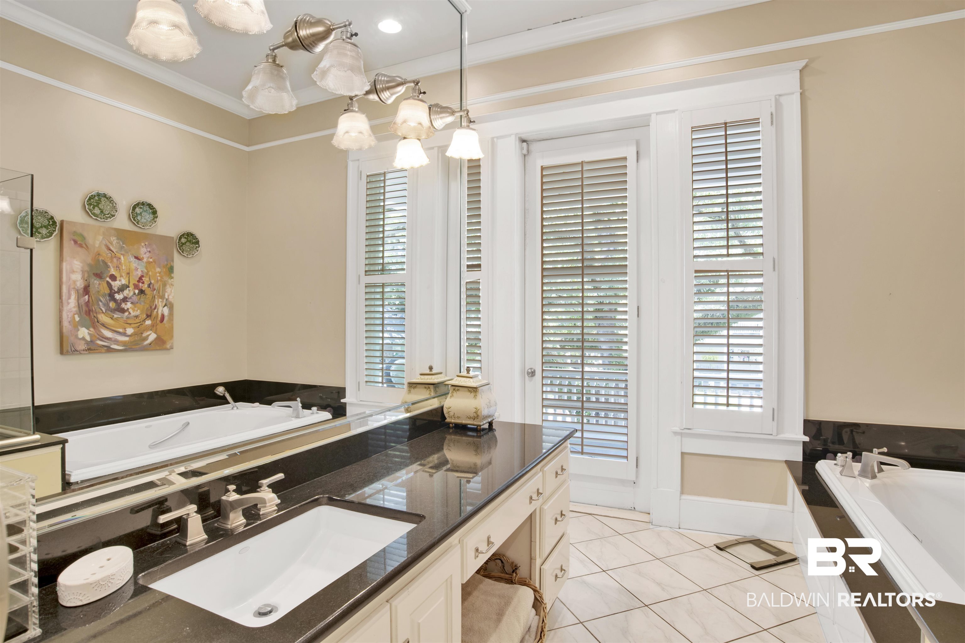 8 North Monterey Street Mobile, AL 36604 - Photo 9 of 42