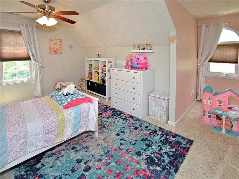 128 Hidden Valley Road Monroeville, PA 15146 - Photo 16 of 24 Gallery Image 16