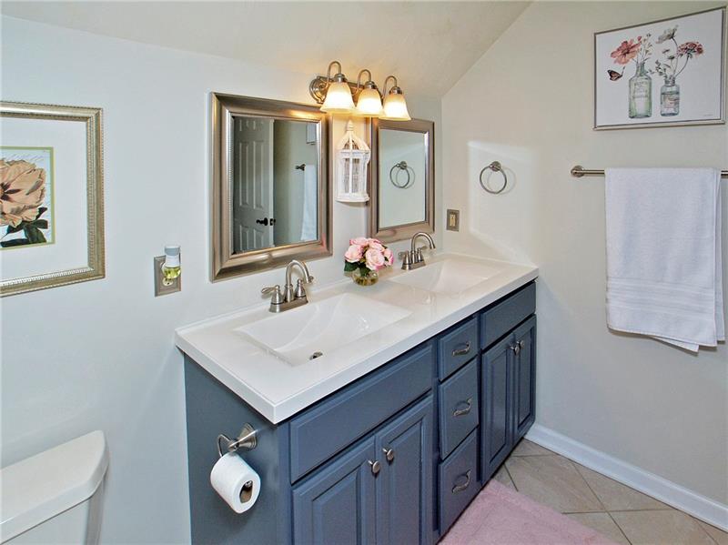 128 Hidden Valley Road Monroeville, PA 15146 - Photo 18 of 24 Gallery Image 18