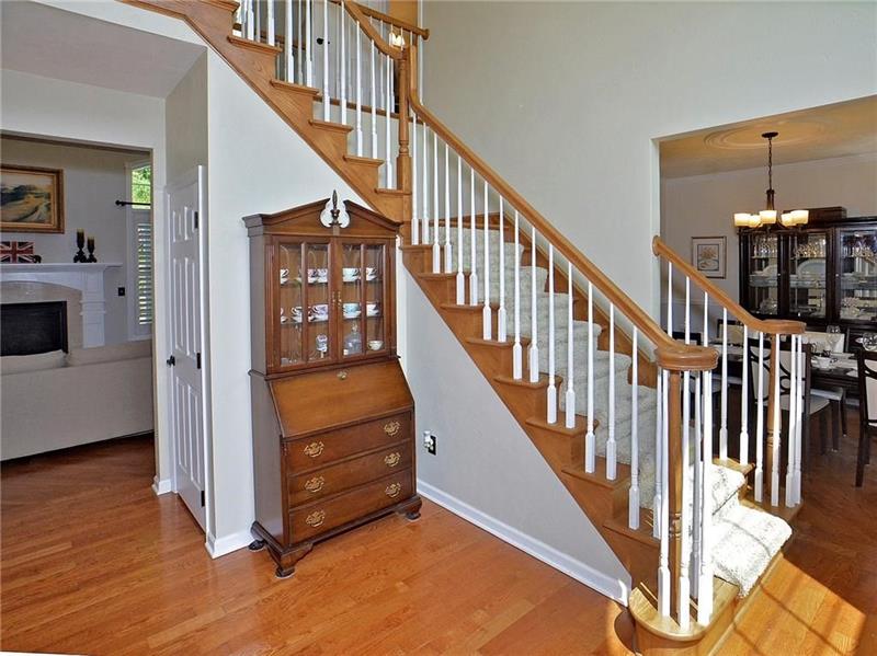 128 Hidden Valley Road Monroeville, PA 15146 - Photo 3 of 24 Gallery Image 3