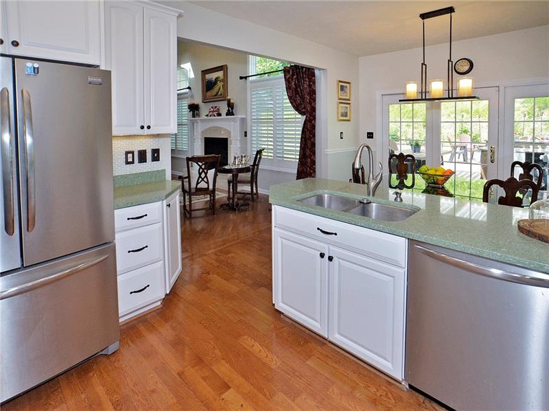 128 Hidden Valley Road Monroeville, PA 15146 - Photo 9 of 24 Gallery Image 9