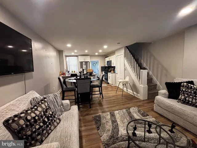 $255,000 | 4 3rd Street, Brookhaven, PA 19015