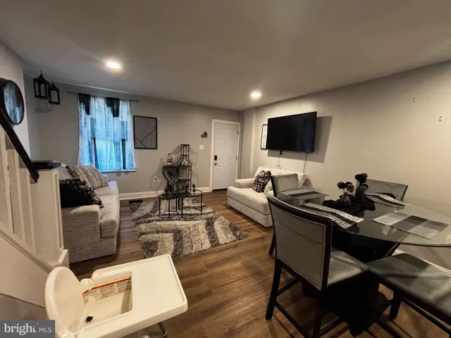 $255,000 | 4 3rd Street, Brookhaven, PA 19015