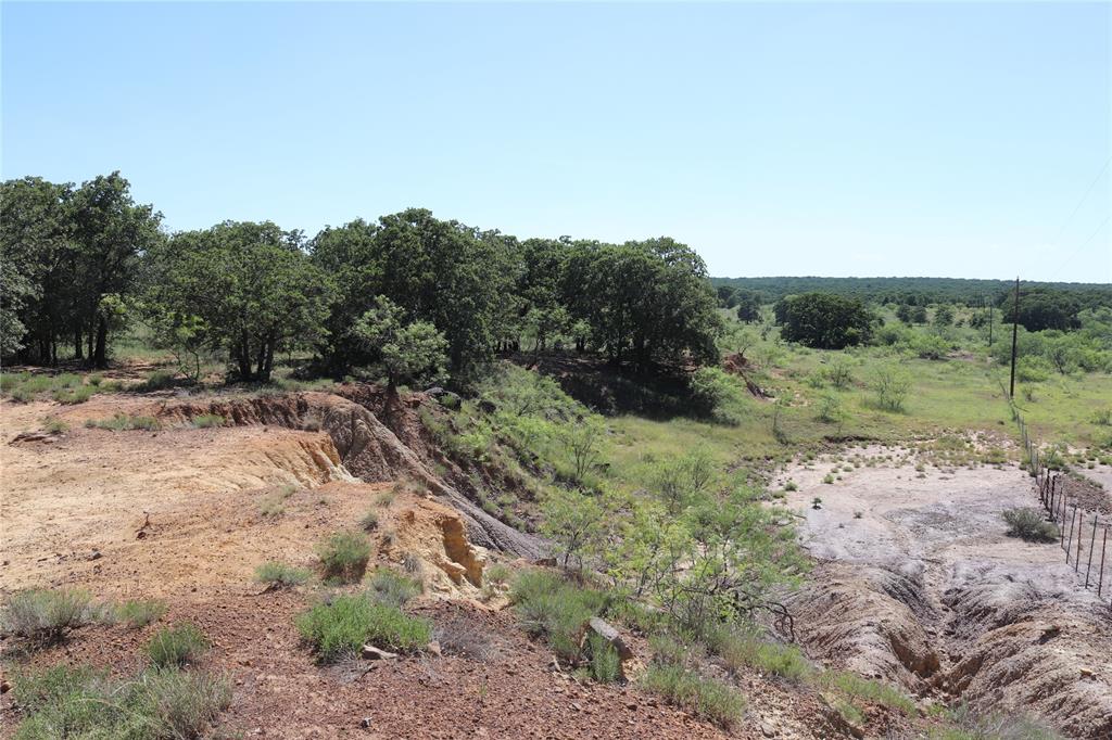 1878 Feed Road Bellevue, TX 76228 - Photo 20 of 23