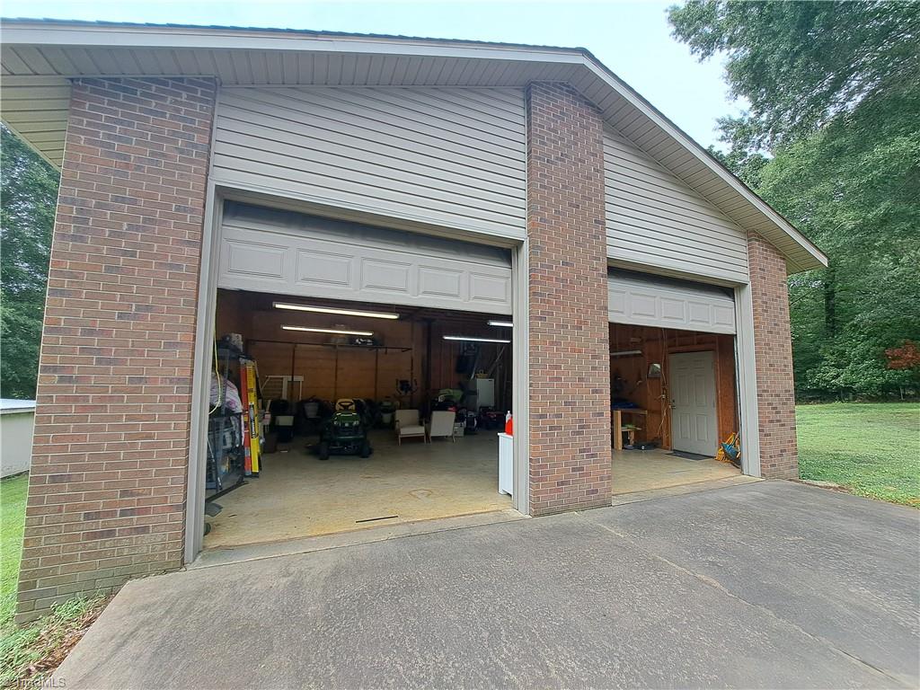 1822 Routh Road Burlington, NC 27217 - Photo 35 of 49 Gallery Image 35