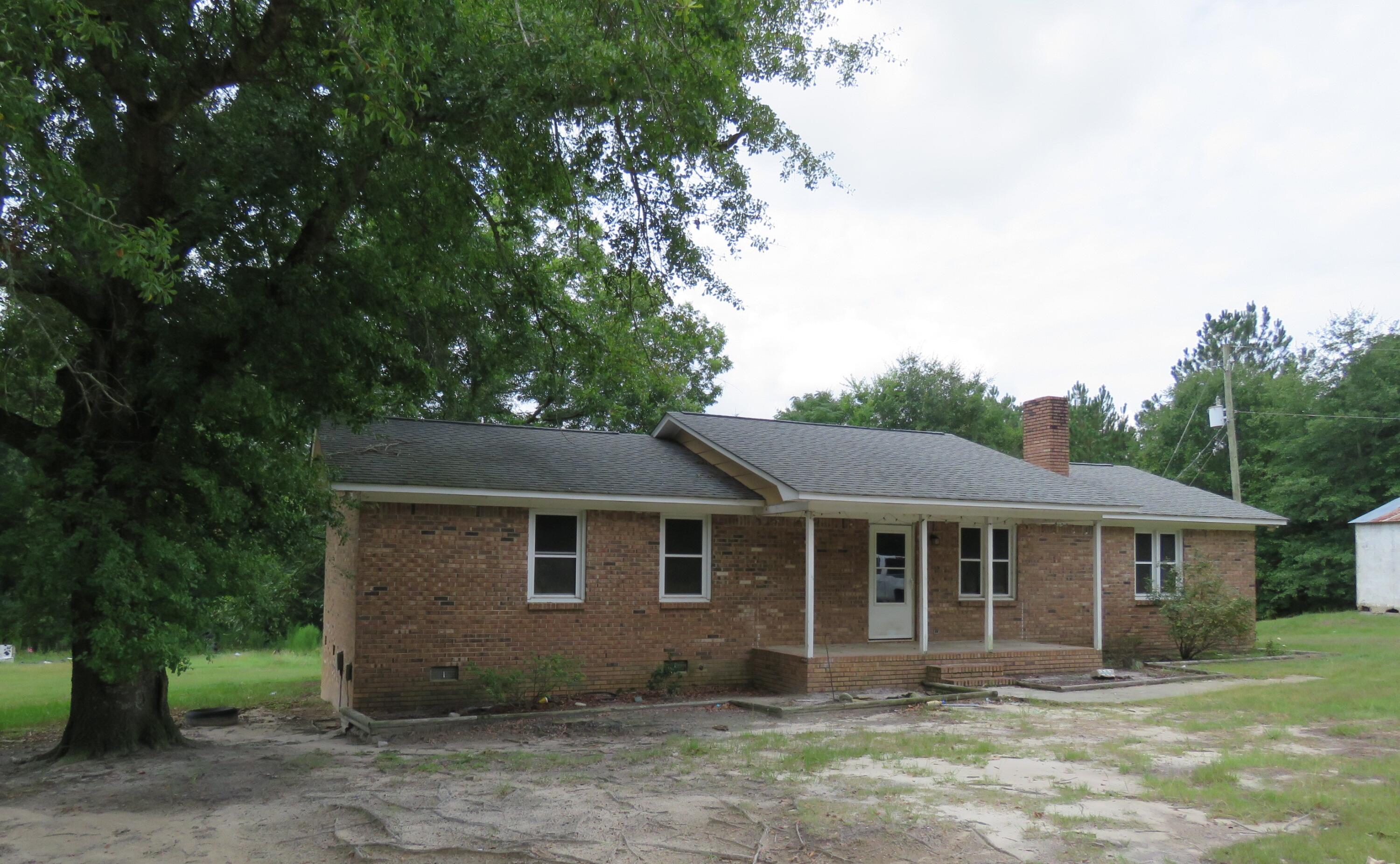 173 Bird Dog Road Swansea, SC 29160 - Photo 1 of 15 front2