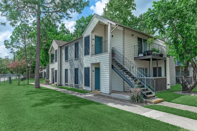 $1,140 | 1111 West Main Street, Unit 2801, League City, TX 77573