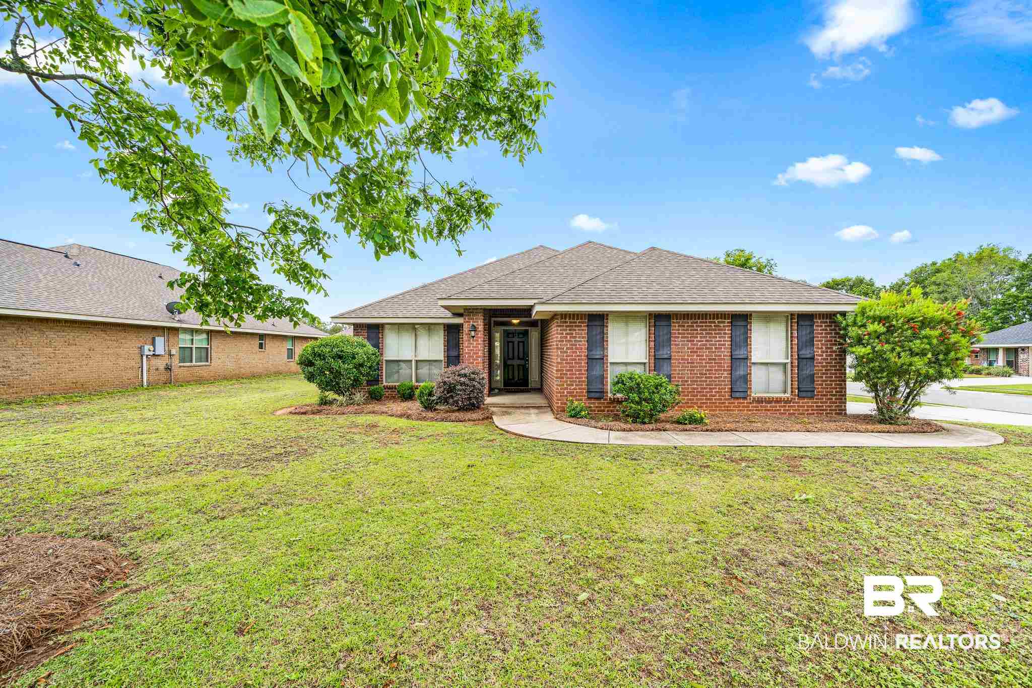 17098 Russet Court Foley, AL 36535 - Photo 2 of 25