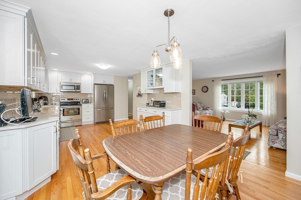 58 Wagon Wheel Road Dracut, MA 01826 - Photo 15 of 42 Gallery Image 15