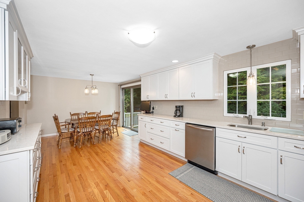 58 Wagon Wheel Road Dracut, MA 01826 - Photo 17 of 42 Gallery Image 17