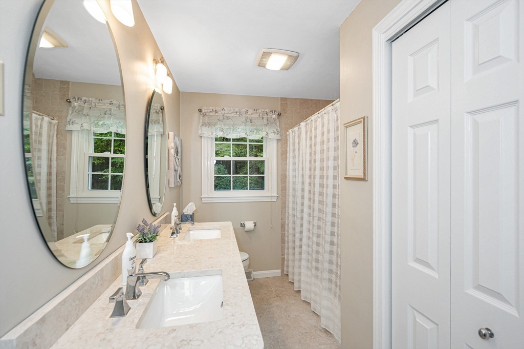 58 Wagon Wheel Road Dracut, MA 01826 - Photo 18 of 42 Gallery Image 18