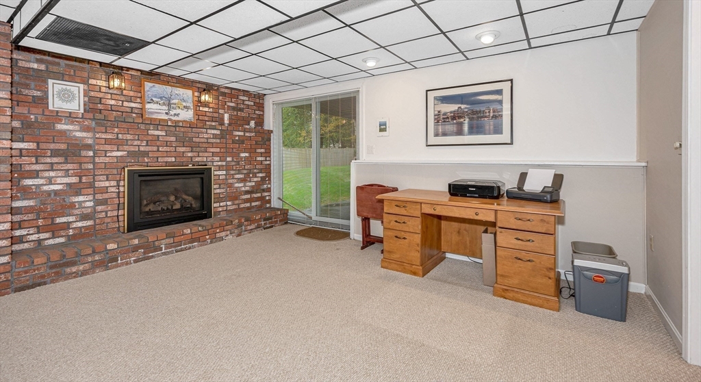 58 Wagon Wheel Road Dracut, MA 01826 - Photo 30 of 42 Gallery Image 30