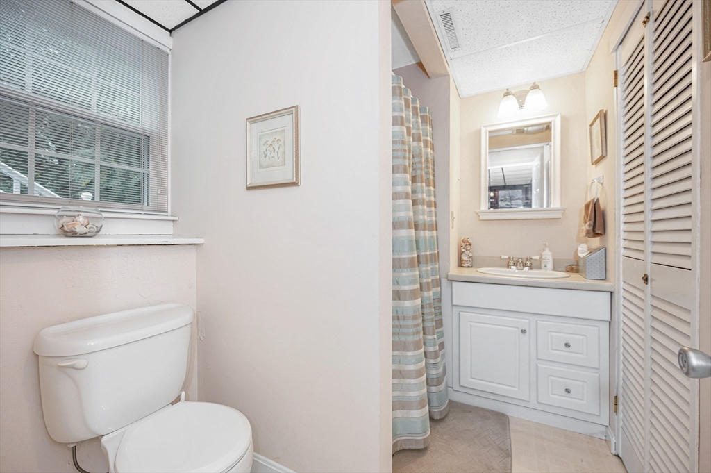 58 Wagon Wheel Road Dracut, MA 01826 - Photo 32 of 42 Gallery Image 32