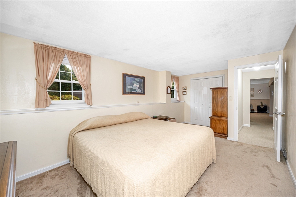 58 Wagon Wheel Road Dracut, MA 01826 - Photo 34 of 42 Gallery Image 34