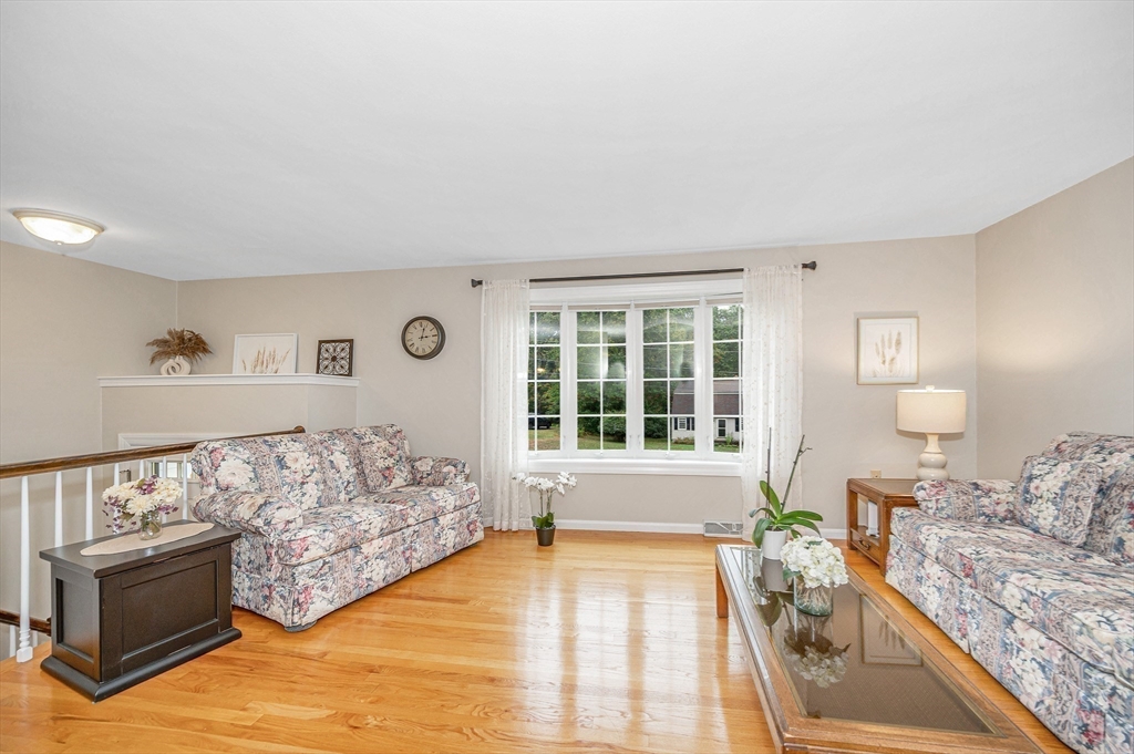 58 Wagon Wheel Road Dracut, MA 01826 - Photo 10 of 42 Gallery Image 10