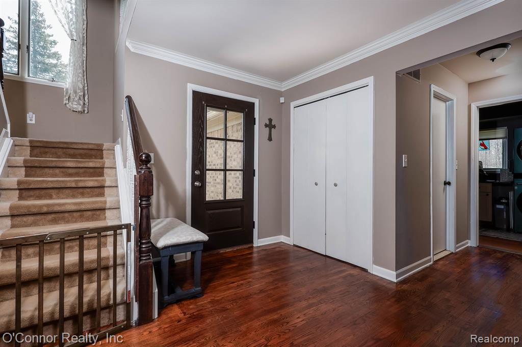 7978 Frith Road Columbus, MI 48063 - Photo 3 of 56