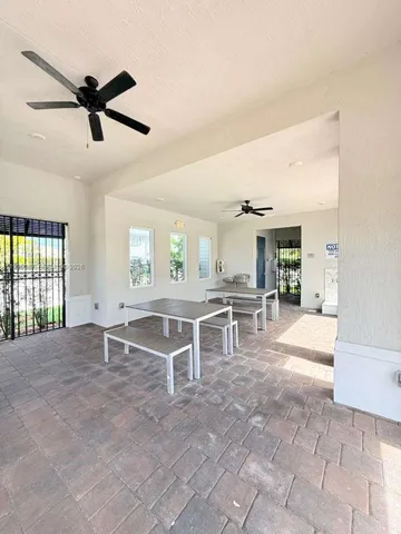 $2,175 | 1692 Southeast 9th Avenue, Unit 1692, Homestead, FL 33034