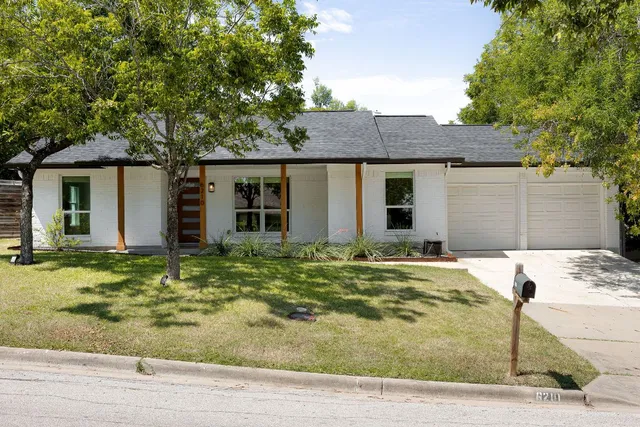 $480,000 | 6210 Hyside Drive, Austin, TX 78723