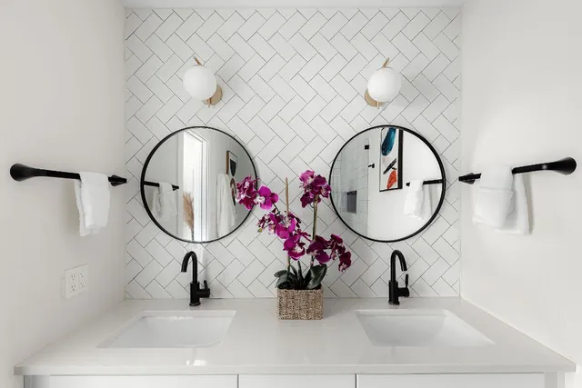 $480,000 | 6210 Hyside Drive, Austin, TX 78723