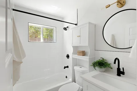 $480,000 | 6210 Hyside Drive, Austin, TX 78723