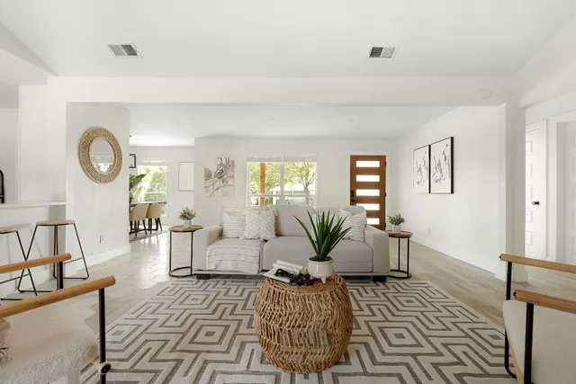 $480,000 | 6210 Hyside Drive, Austin, TX 78723