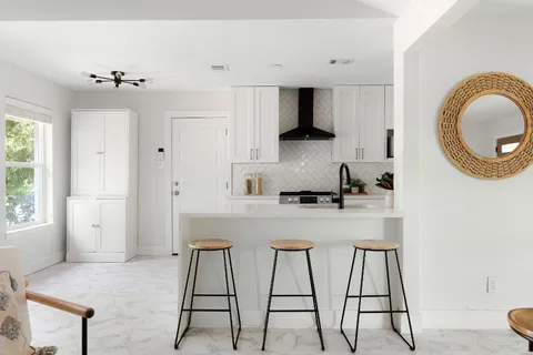 $480,000 | 6210 Hyside Drive, Austin, TX 78723