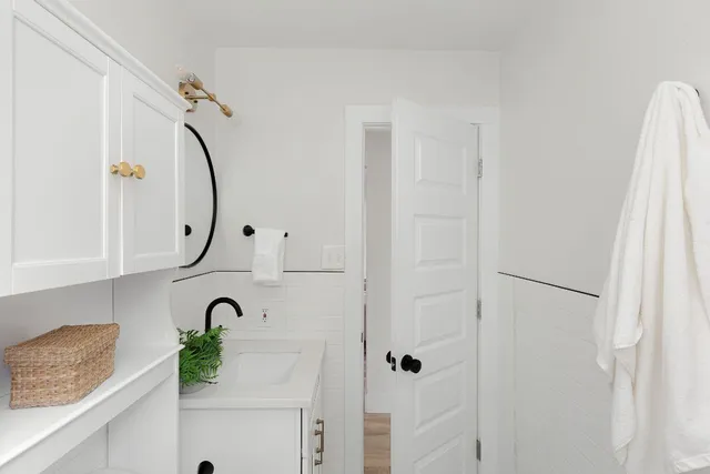 $480,000 | 6210 Hyside Drive, Austin, TX 78723