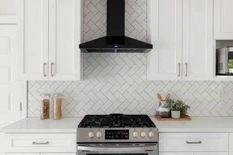 $480,000 | 6210 Hyside Drive, Austin, TX 78723