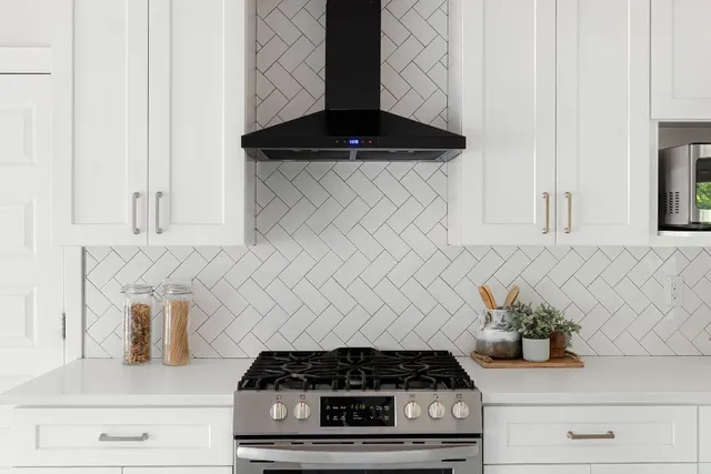 $480,000 | 6210 Hyside Drive, Austin, TX 78723