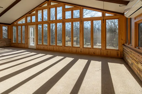 $450,000 | 88 Dakota Road, Carbondale, IL 62902