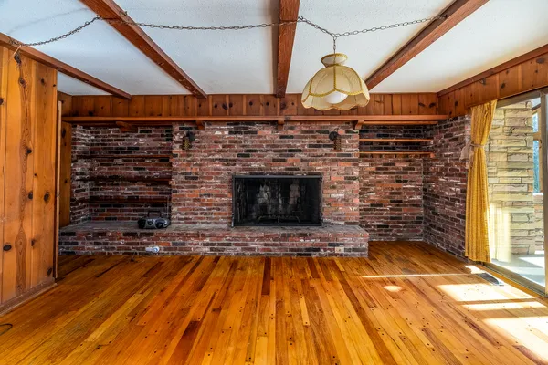 $450,000 | 88 Dakota Road, Carbondale, IL 62902