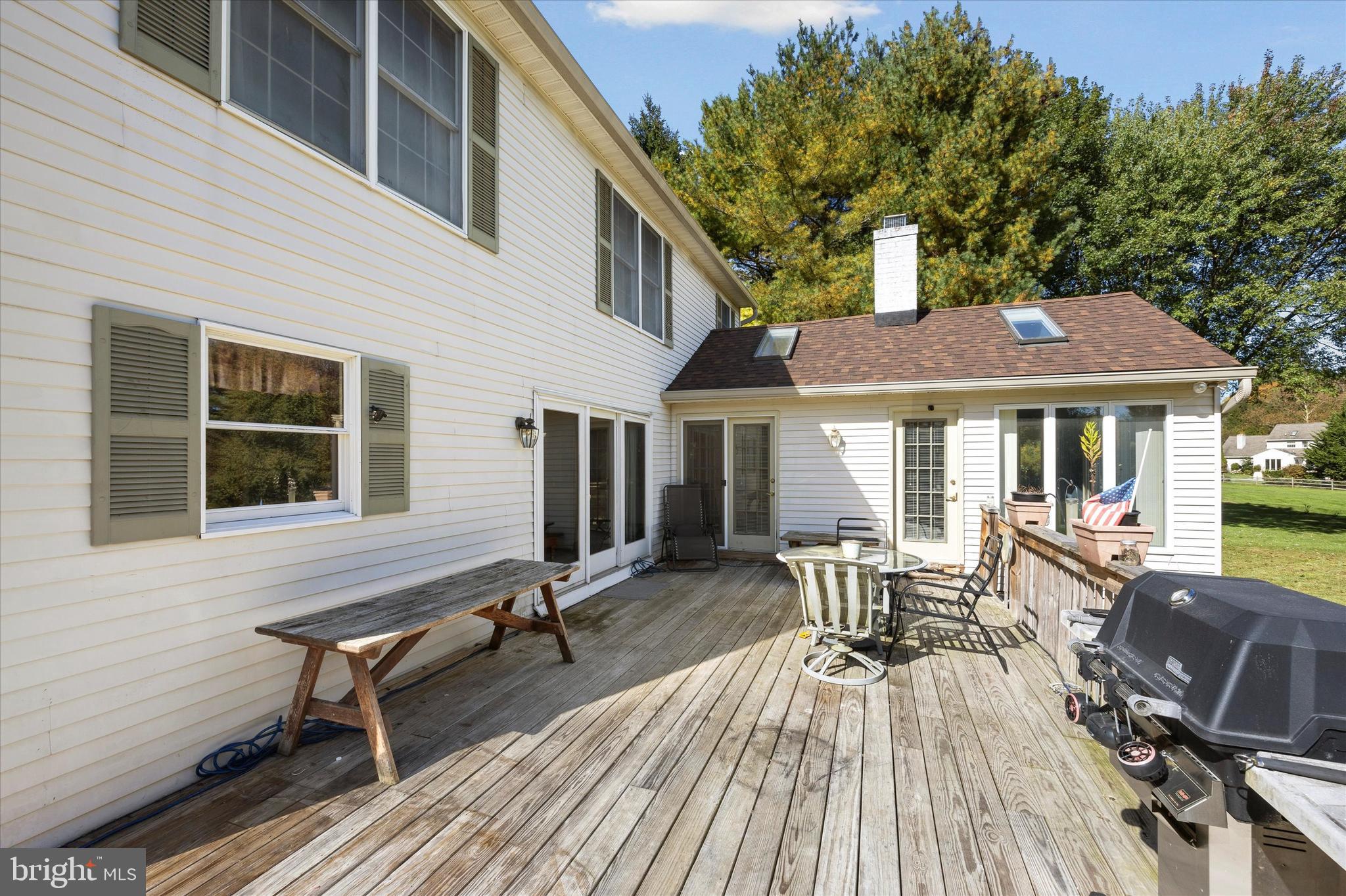 16 Willow Pond Road Malvern, PA 19355 - Photo 18 of 46 Exterior rear deck
