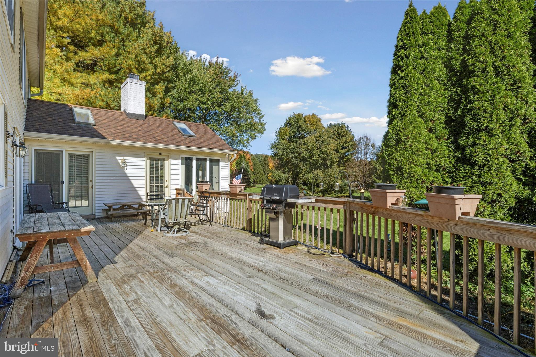 16 Willow Pond Road Malvern, PA 19355 - Photo 19 of 46 Exterior rear deck