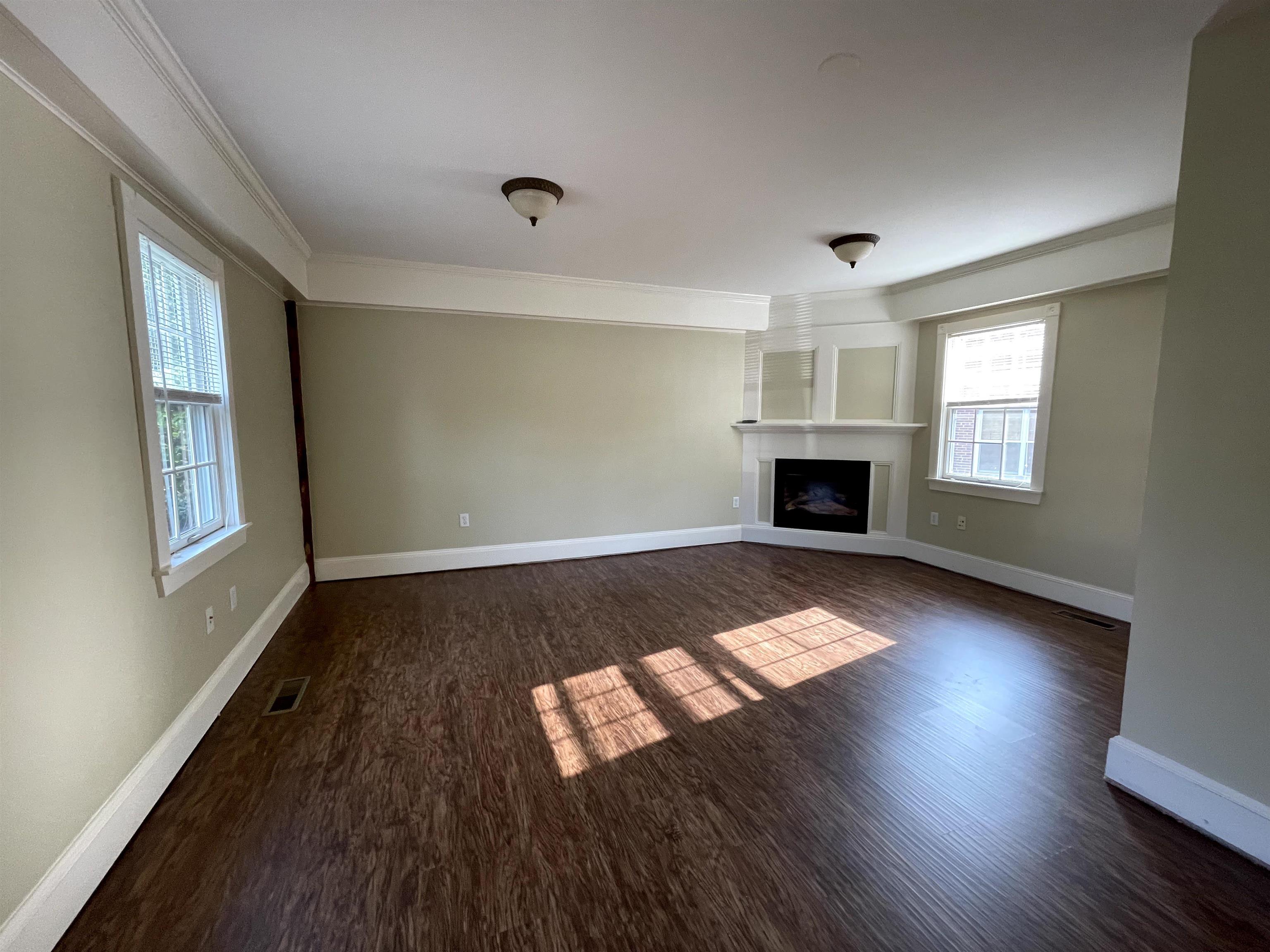 7 Chester Road, Unit 115 Derry, NH 03038 - Photo 2 of 17