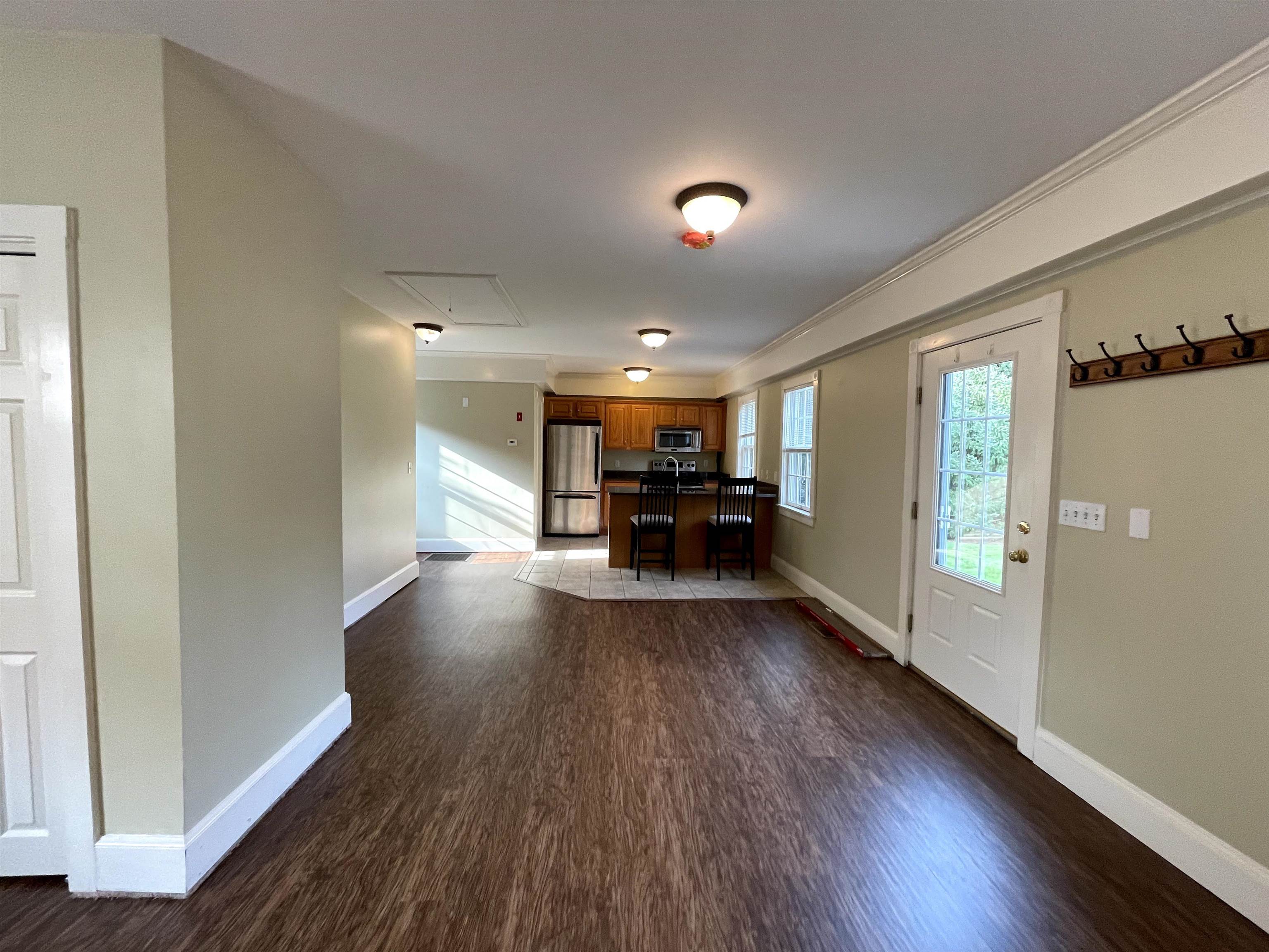 7 Chester Road, Unit 115 Derry, NH 03038 - Photo 4 of 17