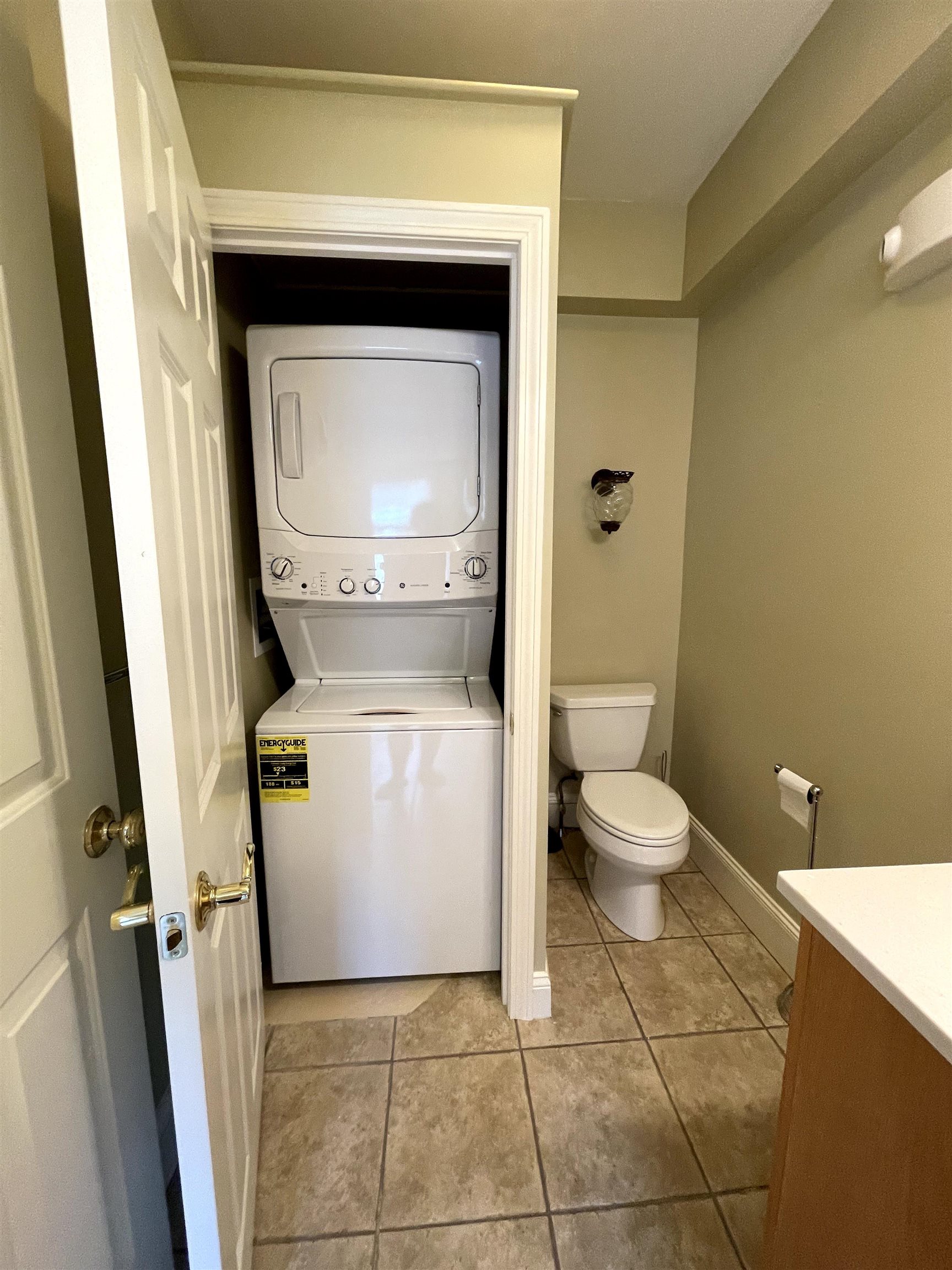 7 Chester Road, Unit 115 Derry, NH 03038 - Photo 8 of 17