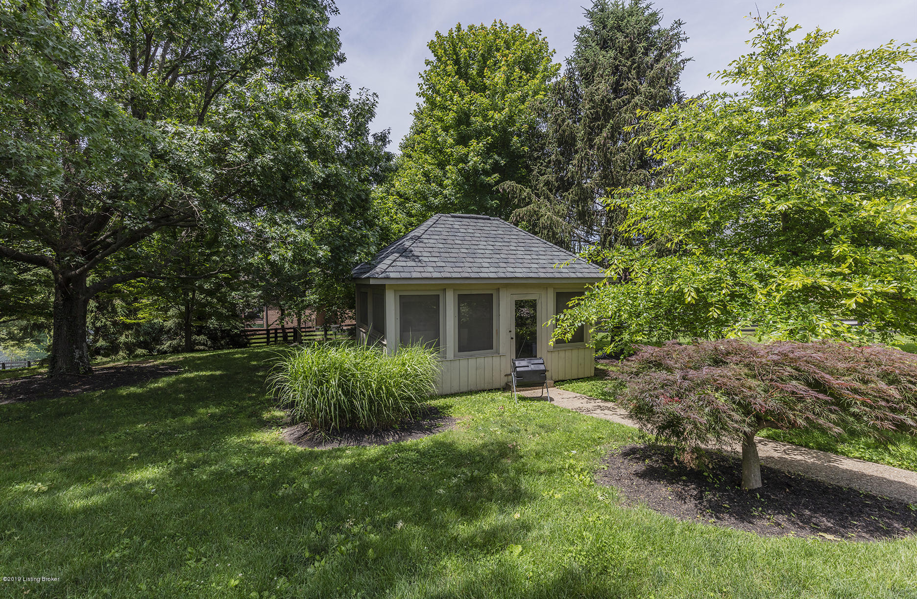 8211 Spring Glade Place Prospect, KY 40059 - Photo 7 of 46 8211-Spring-Glade010