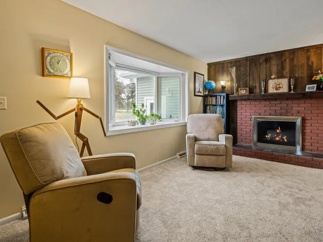 $479,900 | 55 Foster Road, Essex, VT 05452