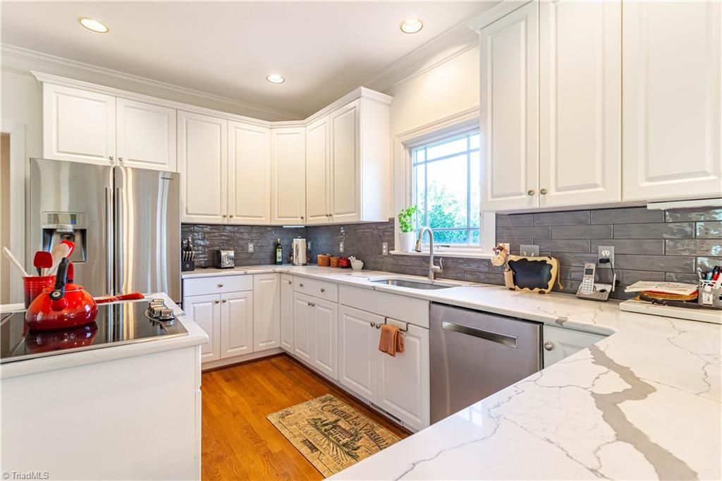 2207 Brigham Road Greensboro, NC 27409 - Photo 11 of 30 Gallery Image 11