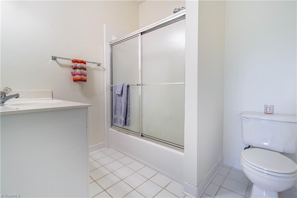 2207 Brigham Road Greensboro, NC 27409 - Photo 19 of 30 Gallery Image 19